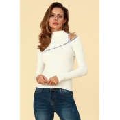 Lovely Casual Dew Shoulder White Sweaters