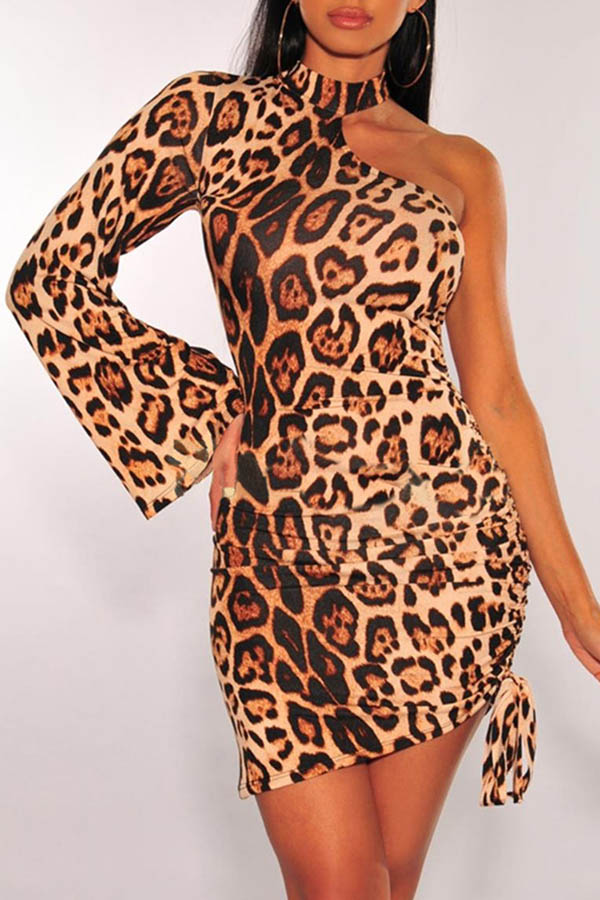 Lovely Trendy One Shoulder Leopard Printed Mini Dress