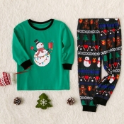 Lovely Family Santa Claus Printed Green Kids Two-p