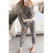 Lovely Stylish Leopard Print Loungewear