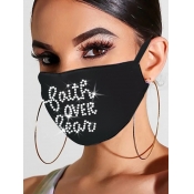 LW Letter Pitch-black Face Mask