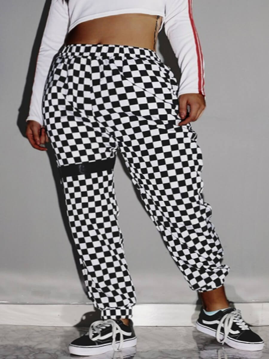 Lovely Stylish Grid Print Black And White Pants