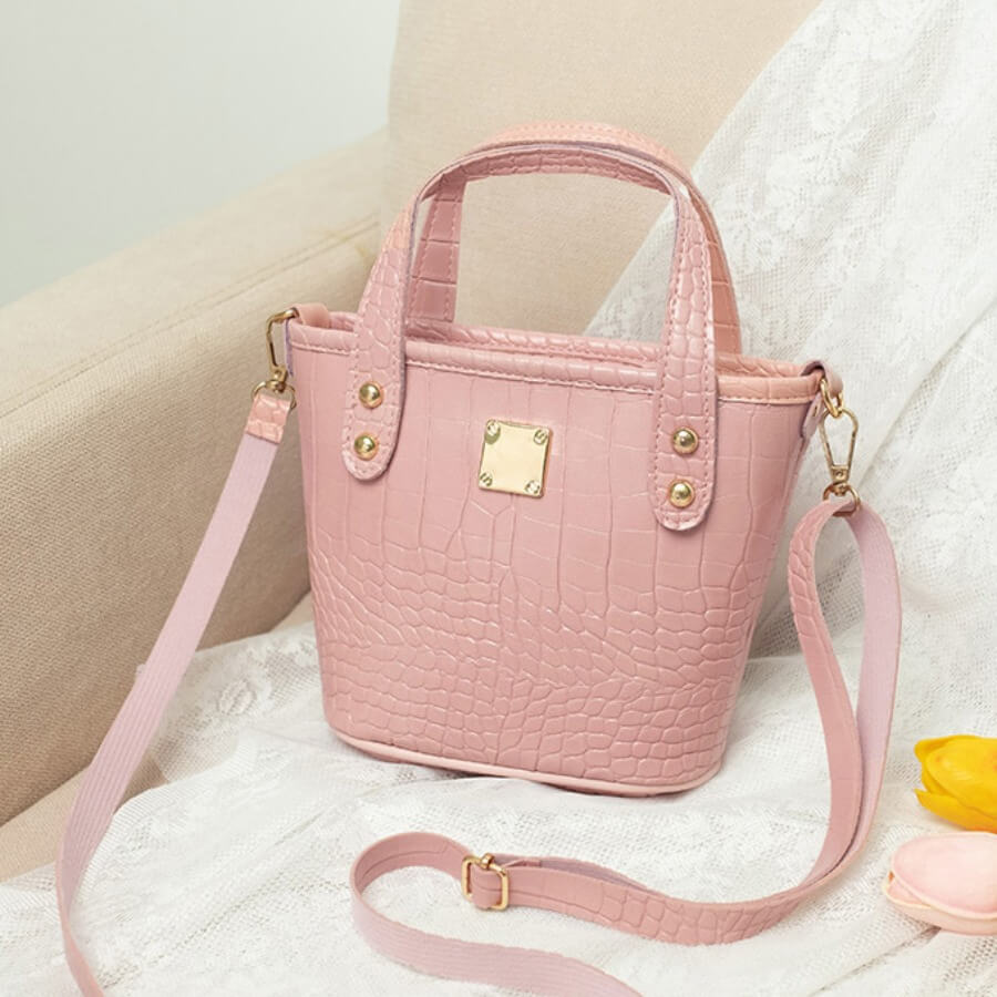 LW Adjustable Strap Crossbody Bag