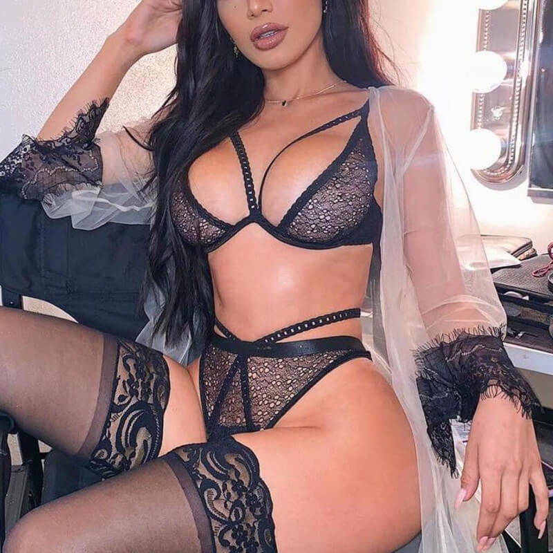 LW SXY Hollow-out Black Bra Sets