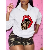 Lovely Casual Hooded Collar Lip Print White Hoodie