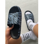 LW Animal Print Slides