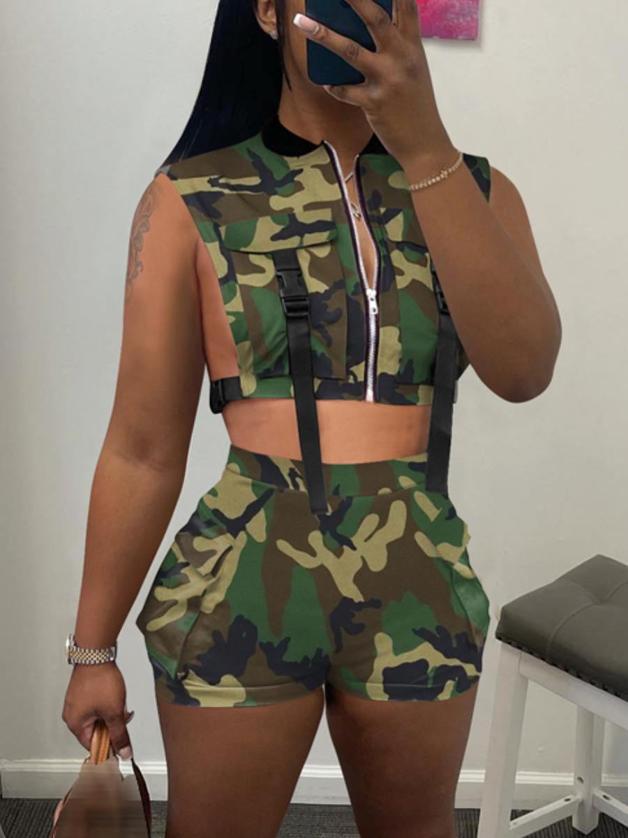 LW Camo Print Buckle Design Side Pocket Shorts Set