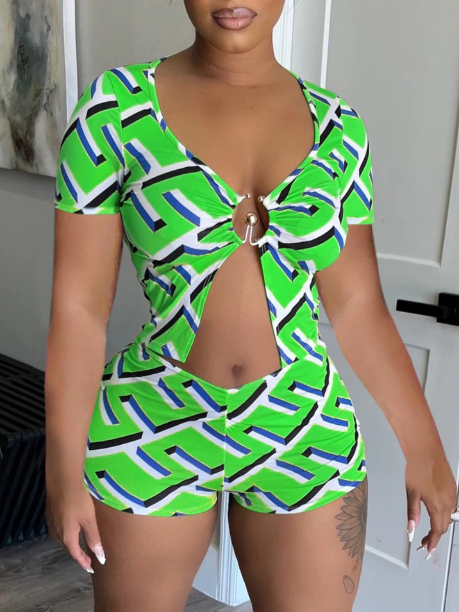 LW Geometric Print Metal Ring Decor Shorts Set