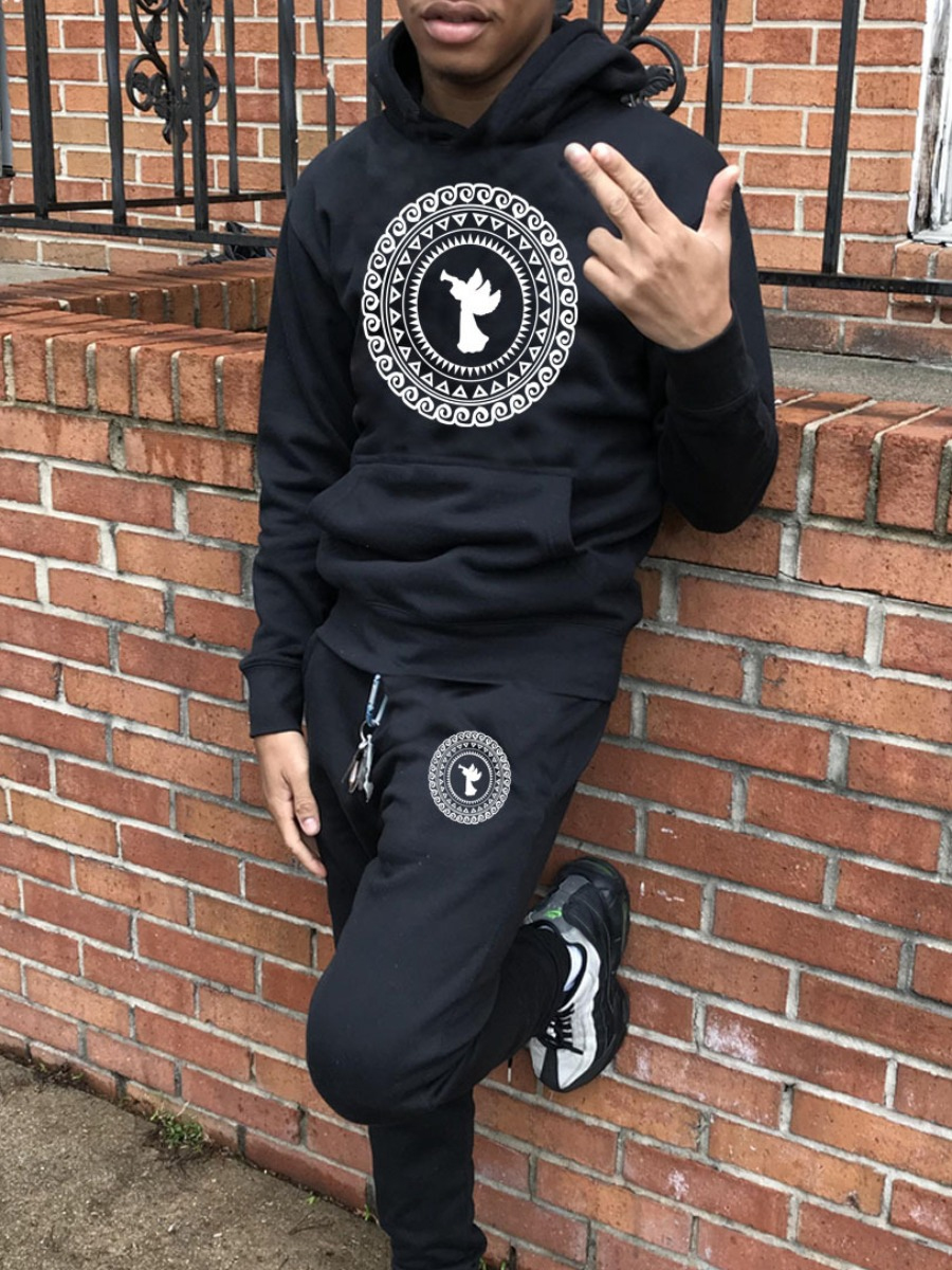 LW Men Geometric Print Kangaroo Pocket Tracksuit Set
