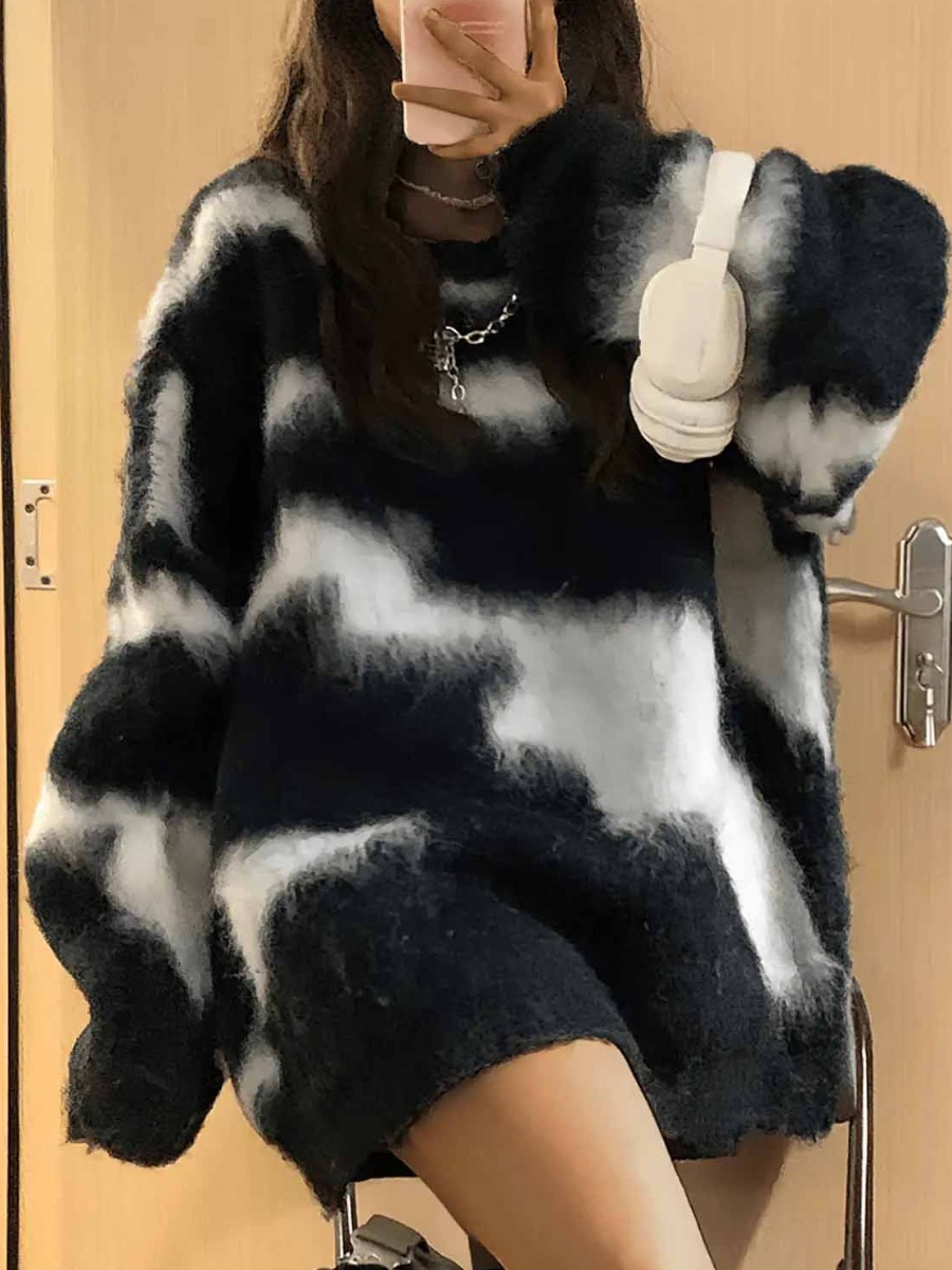 LW Round Neck Teddy Loose Sweater