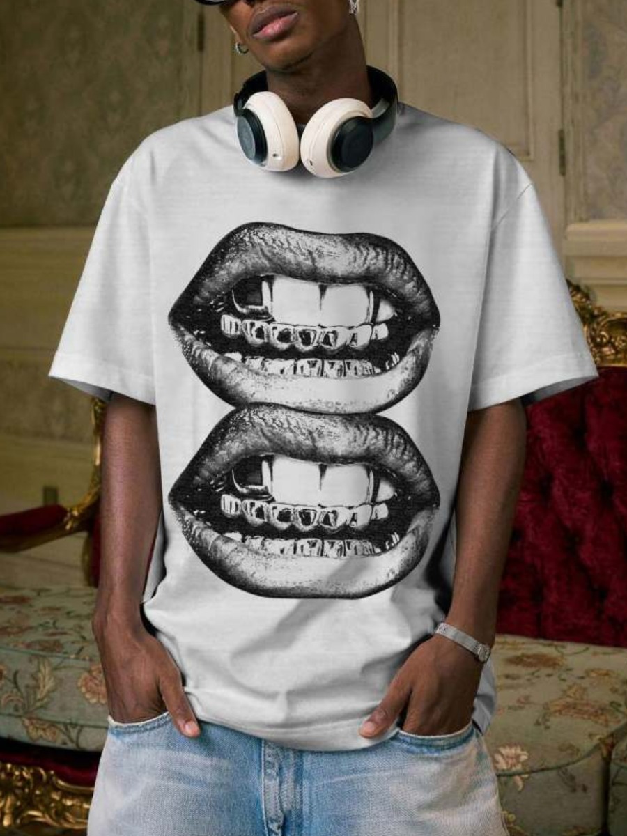 LW Men Pattern Lip Print T-shirt